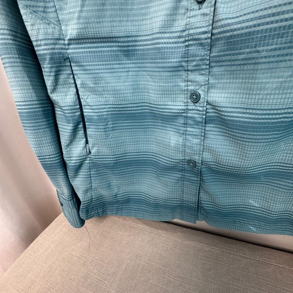 Columbia OmniShade Women’s SZ M Aqua Teal Long Roll-Tab Sleeve Fishing Shirt UPF - Picture 6 of 7